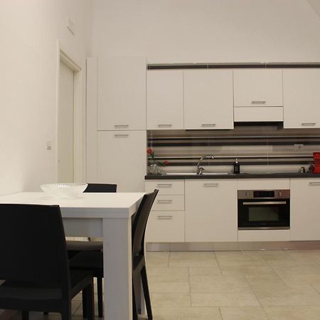 B&B Bianco Apartments Orta Nova Exterior foto